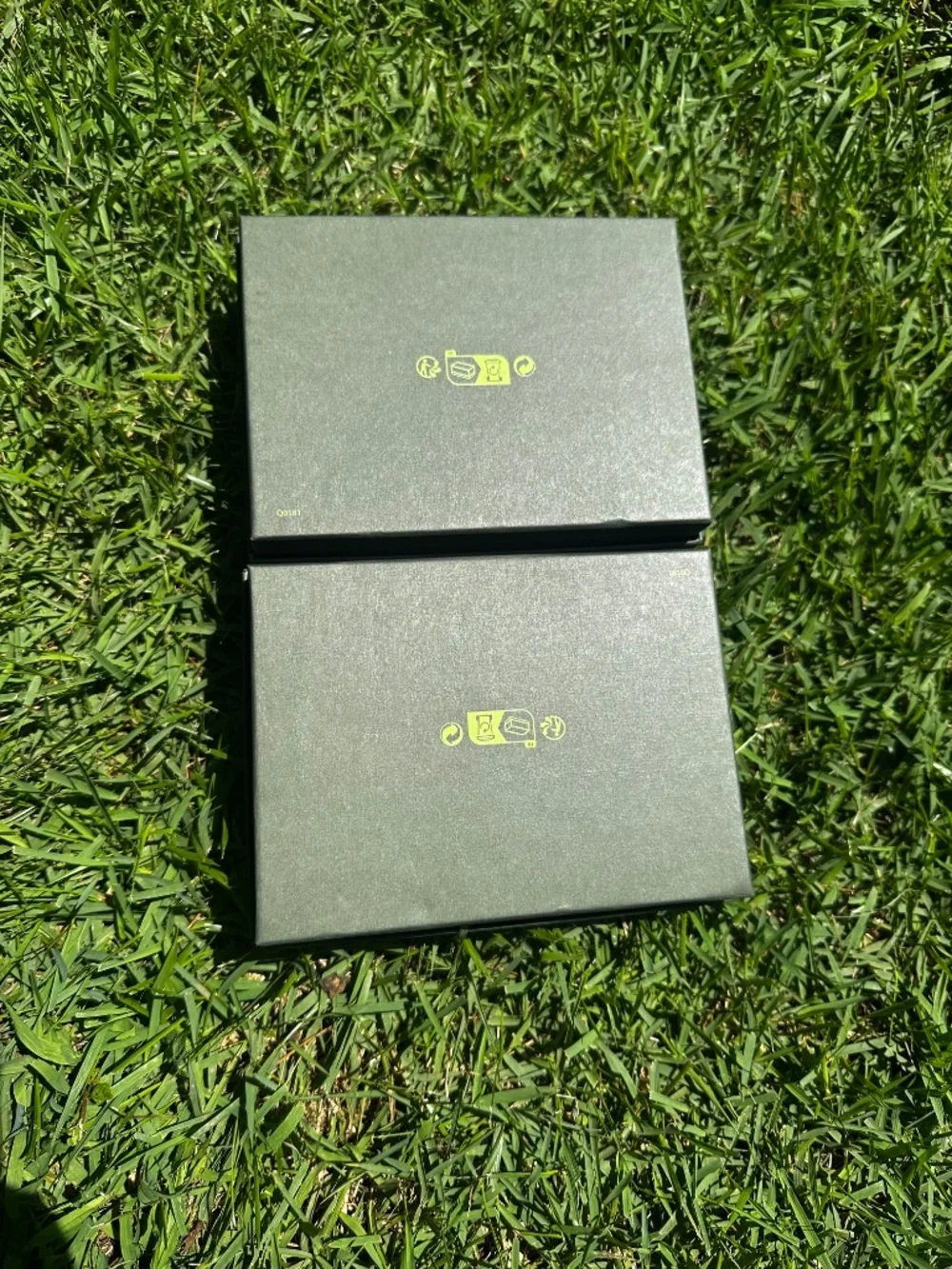 2x Authentic Longchamp Green Gift Boxes with Tissue Paper/ No Stickers - EMPTY